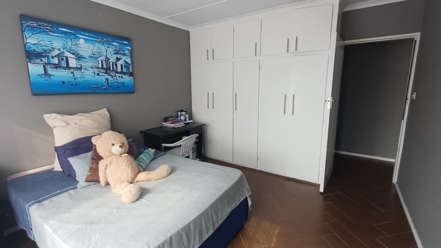 3 Bedroom Property for Sale in Woodlands KwaZulu-Natal