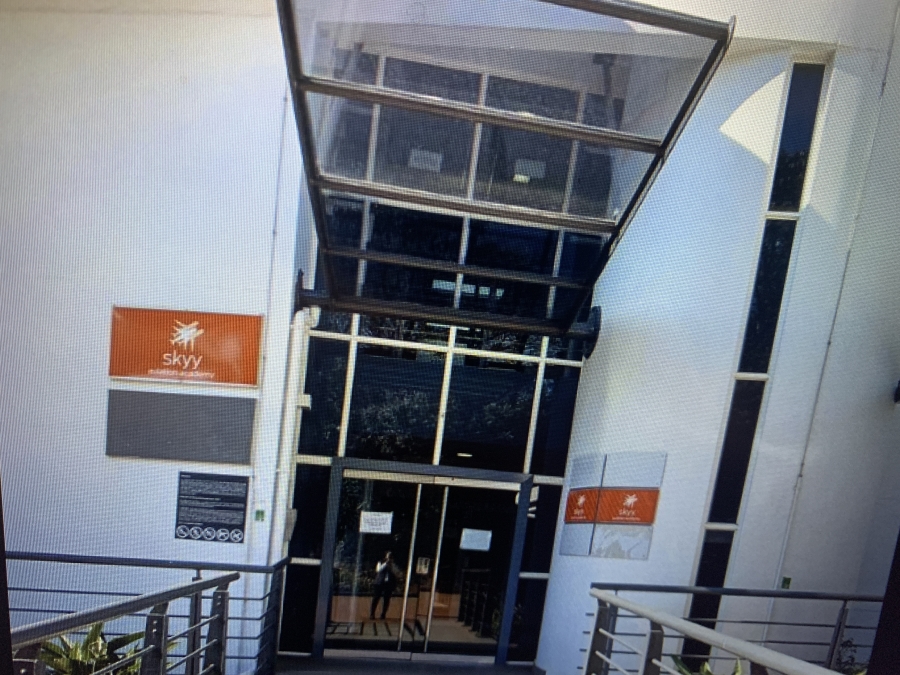 To Let Commercial Property for Rent in La Lucia KwaZulu-Natal