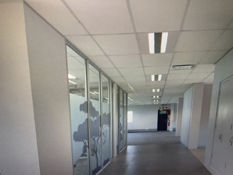 To Let Commercial Property for Rent in La Lucia KwaZulu-Natal