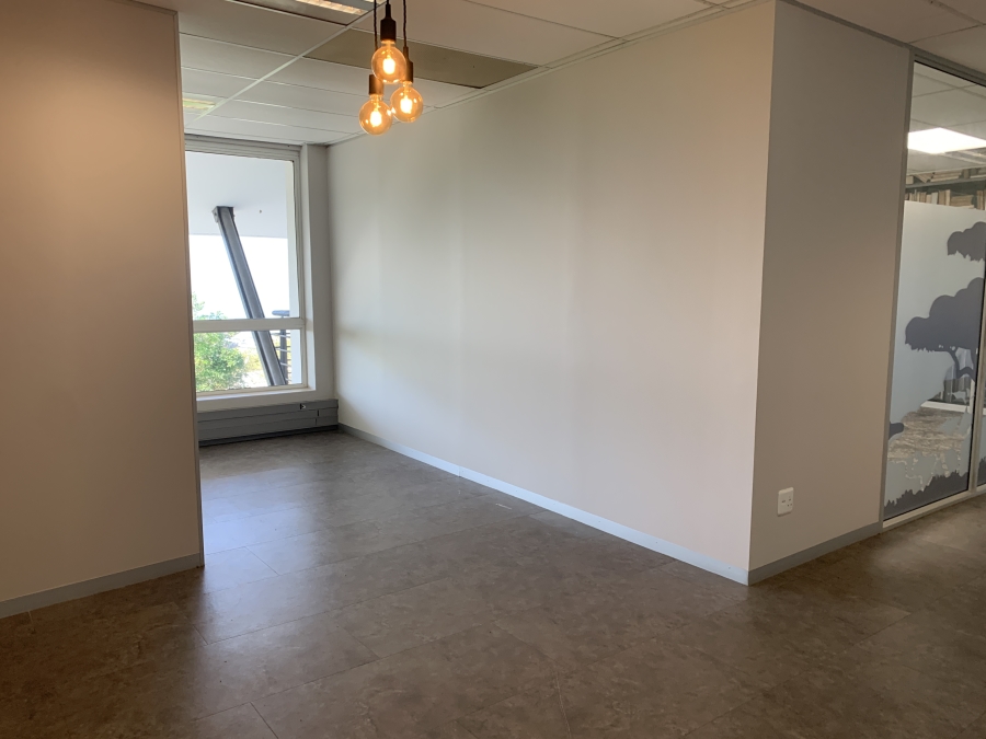 To Let Commercial Property for Rent in La Lucia KwaZulu-Natal