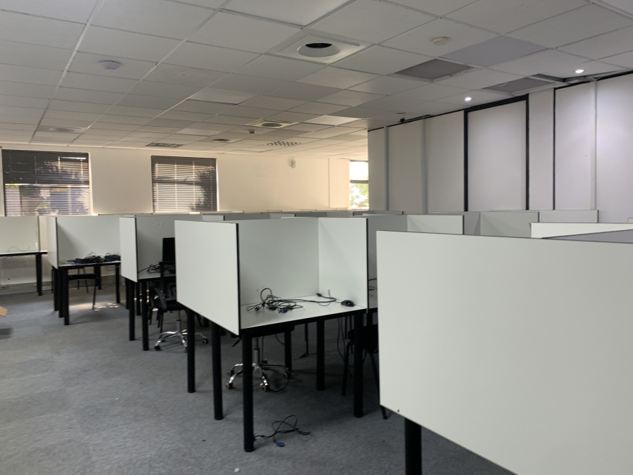To Let Commercial Property for Rent in La Lucia Ridge KwaZulu-Natal