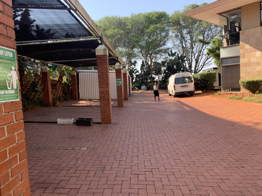 To Let Commercial Property for Rent in La Lucia Ridge KwaZulu-Natal