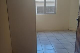 To Let 2 Bedroom Property for Rent in Essenwood KwaZulu-Natal