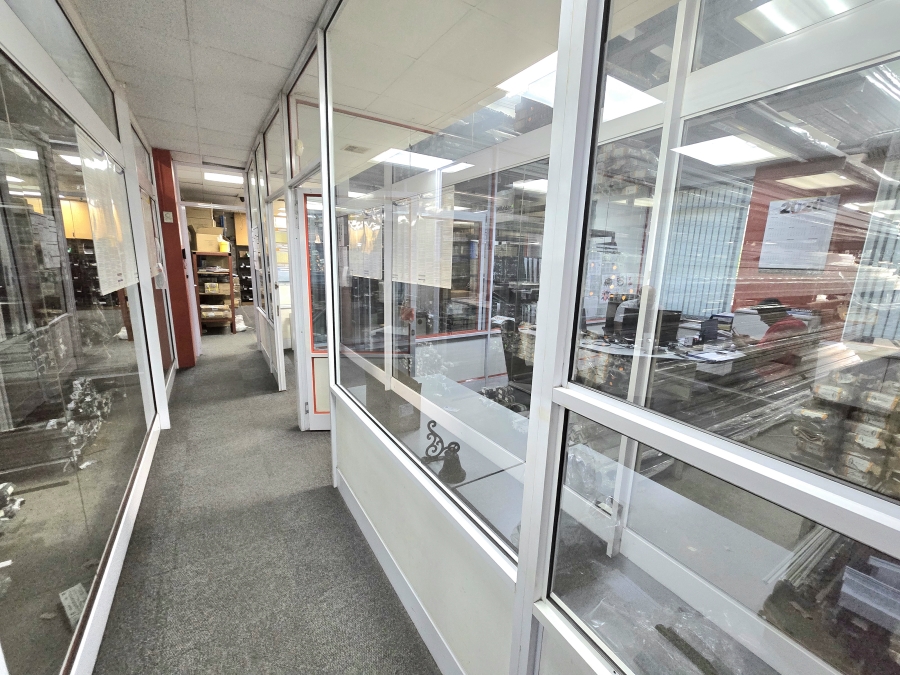 To Let Commercial Property for Rent in Briardene KwaZulu-Natal