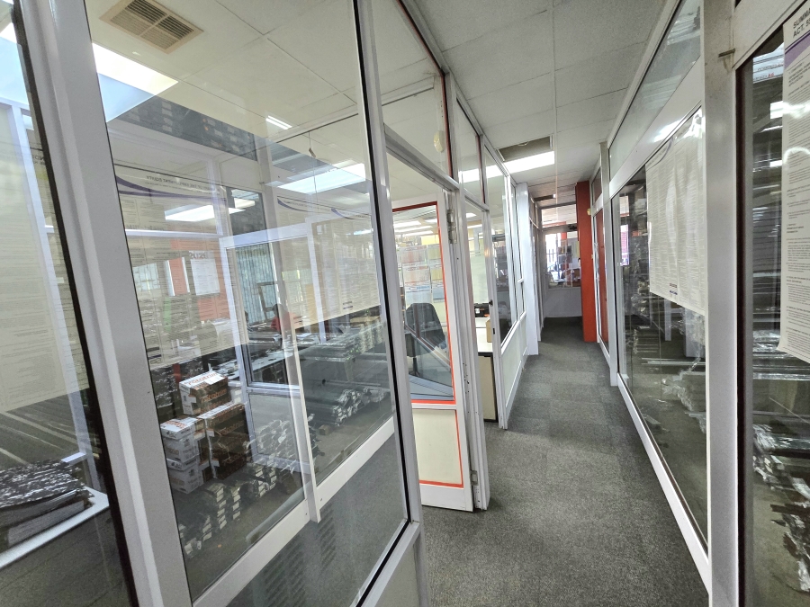 To Let Commercial Property for Rent in Briardene KwaZulu-Natal