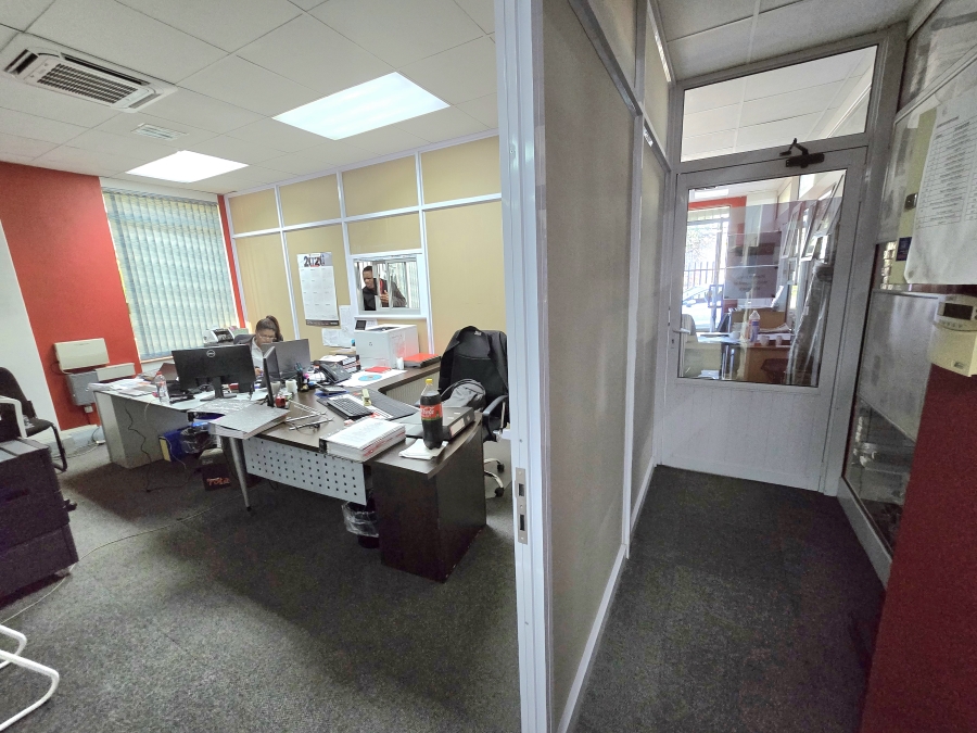To Let Commercial Property for Rent in Briardene KwaZulu-Natal