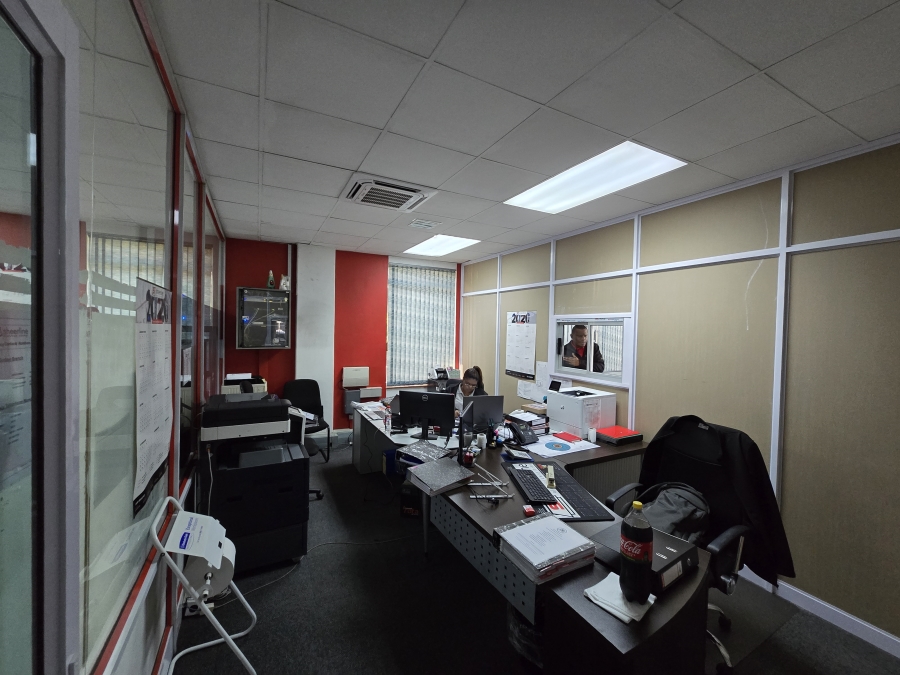To Let Commercial Property for Rent in Briardene KwaZulu-Natal