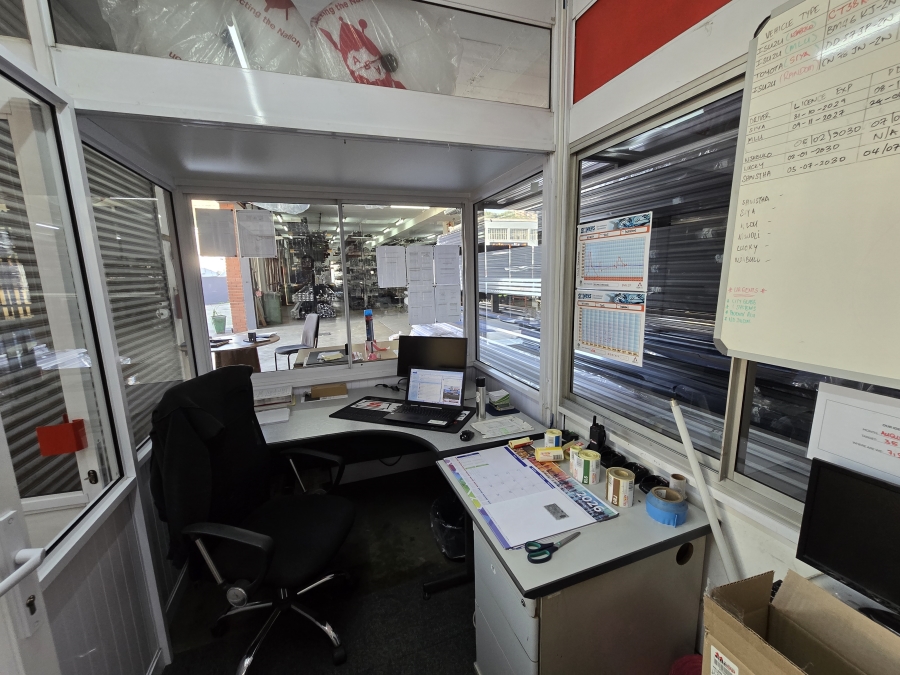 To Let Commercial Property for Rent in Briardene KwaZulu-Natal