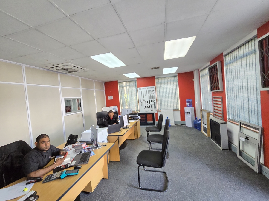 To Let Commercial Property for Rent in Briardene KwaZulu-Natal