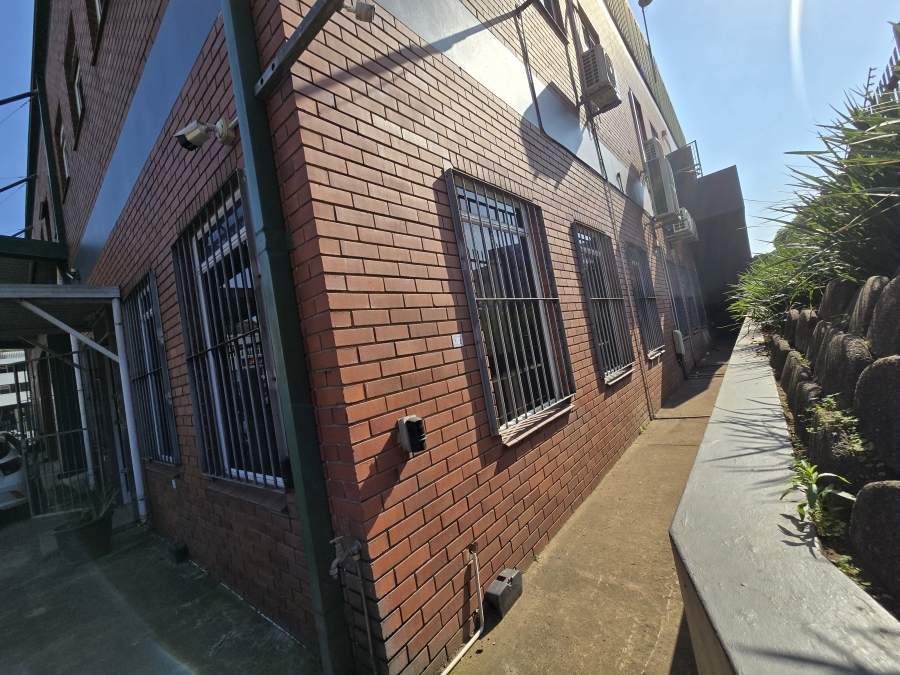 To Let Commercial Property for Rent in Briardene KwaZulu-Natal