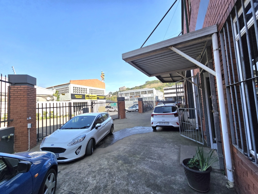 To Let Commercial Property for Rent in Briardene KwaZulu-Natal