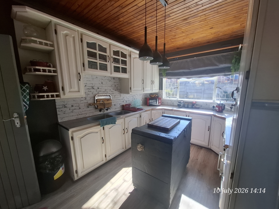3 Bedroom Property for Sale in Pioneer Park KwaZulu-Natal
