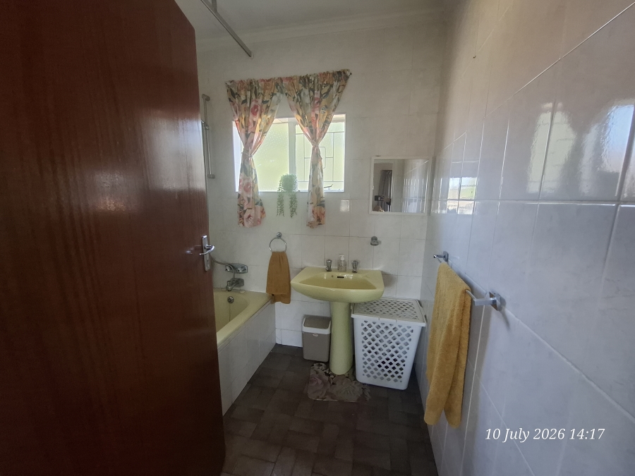 3 Bedroom Property for Sale in Pioneer Park KwaZulu-Natal