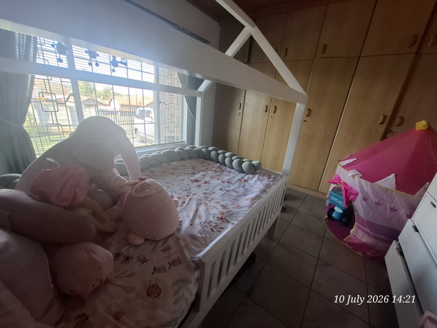 3 Bedroom Property for Sale in Pioneer Park KwaZulu-Natal