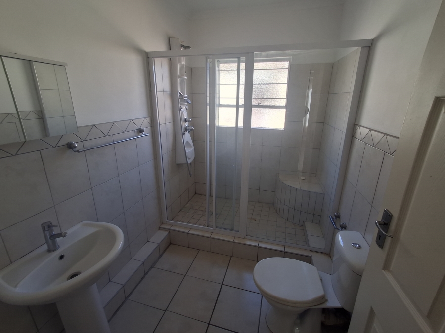 3 Bedroom Property for Sale in Signal Hill KwaZulu-Natal