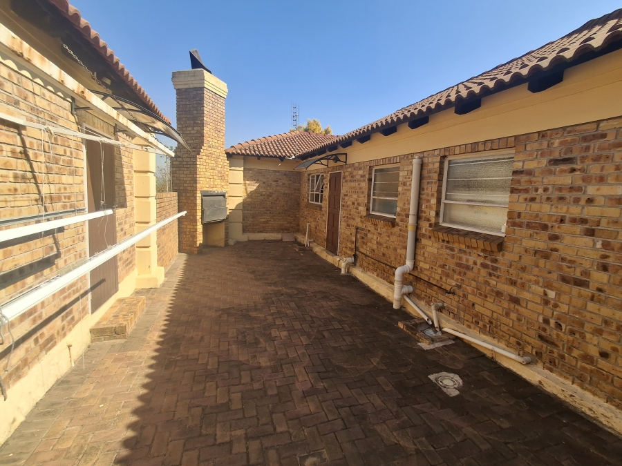 3 Bedroom Property for Sale in Signal Hill KwaZulu-Natal