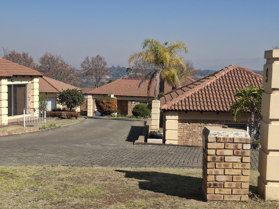 3 Bedroom Property for Sale in Signal Hill KwaZulu-Natal