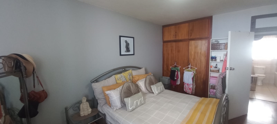 2 Bedroom Property for Sale in Morningside KwaZulu-Natal