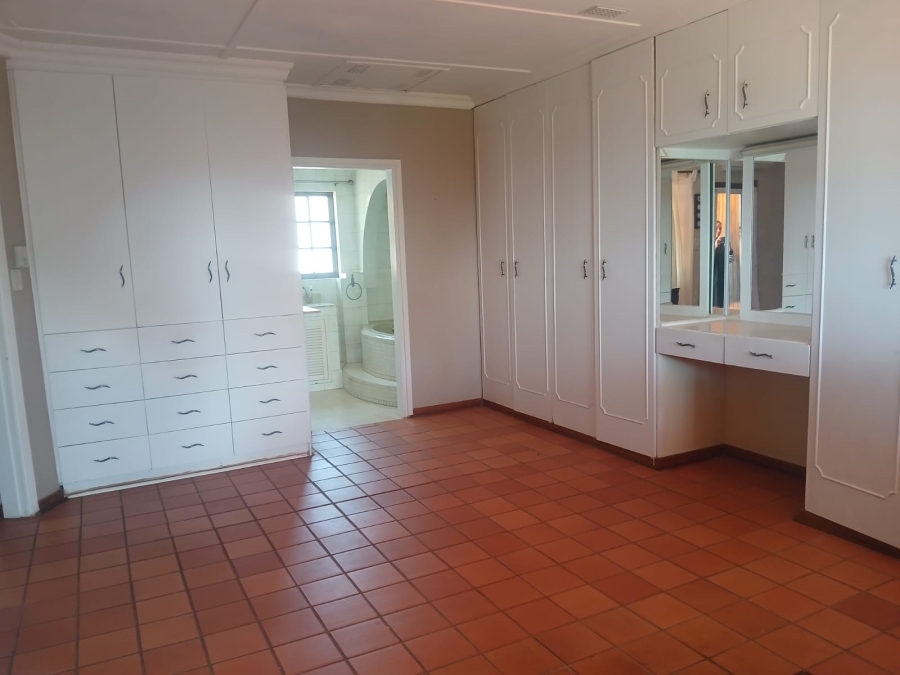 5 Bedroom Property for Sale in Mtunzini KwaZulu-Natal