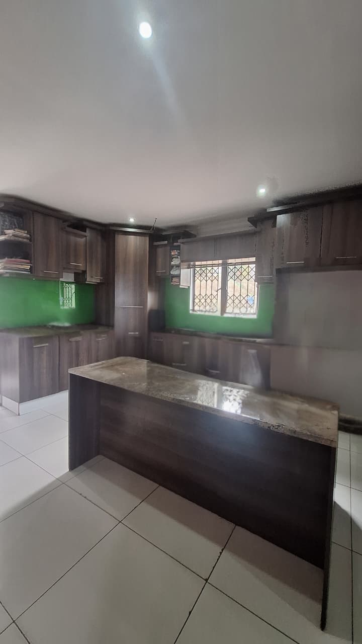 6 Bedroom Property for Sale in Everest Heights KwaZulu-Natal