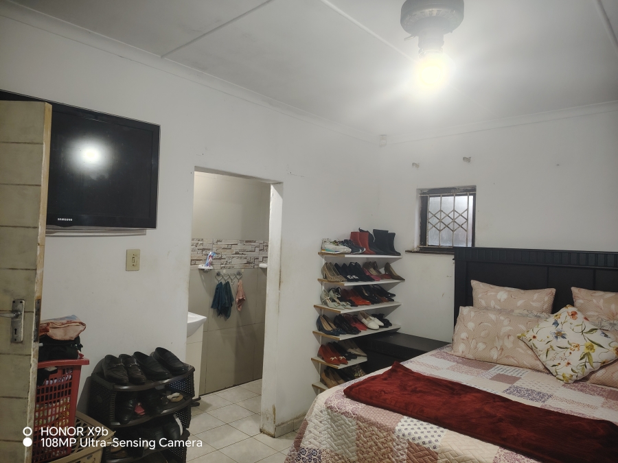 3 Bedroom Property for Sale in Montclair KwaZulu-Natal