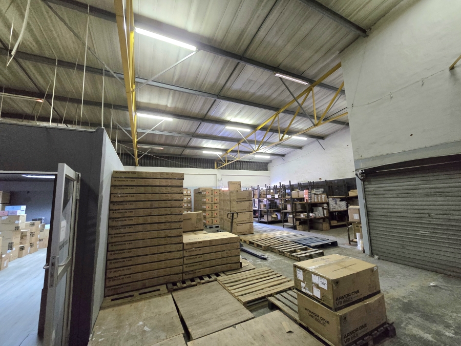 To Let Commercial Property for Rent in Briardene KwaZulu-Natal