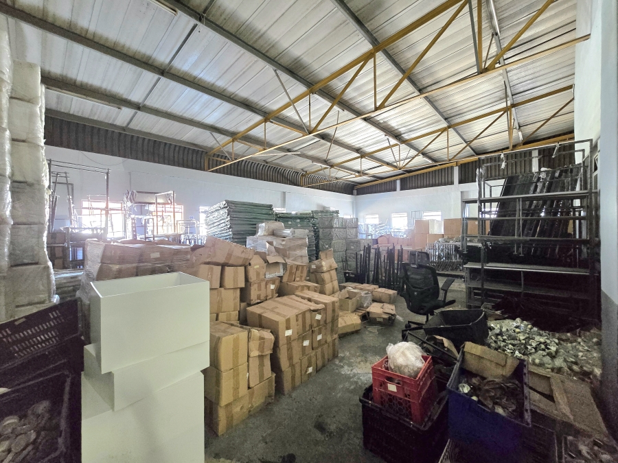 To Let Commercial Property for Rent in Briardene KwaZulu-Natal