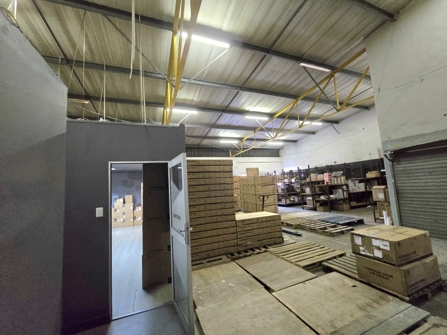 To Let Commercial Property for Rent in Briardene KwaZulu-Natal
