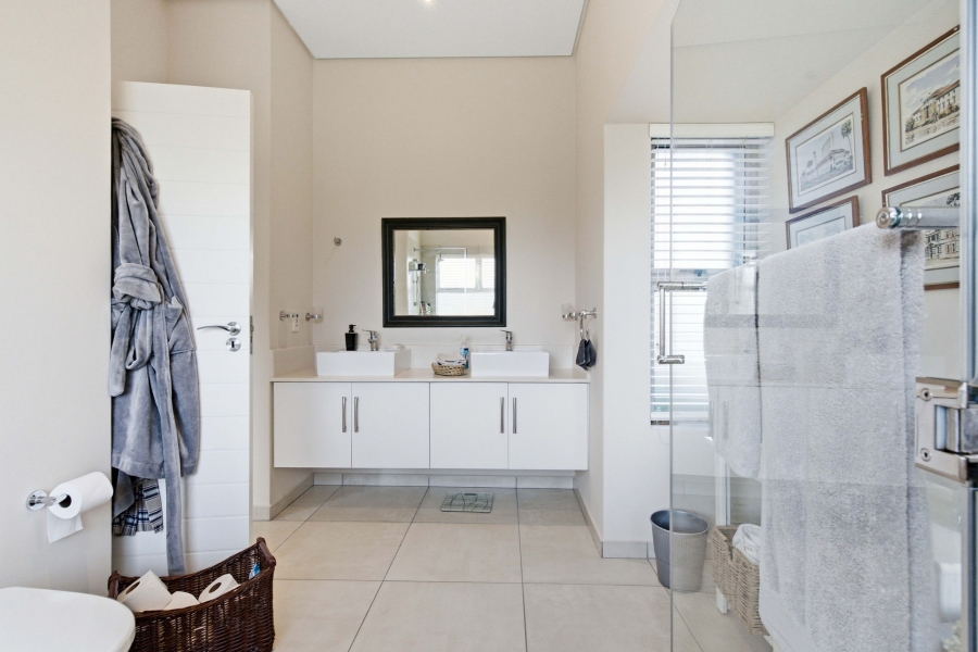 3 Bedroom Property for Sale in Renishaw Hills KwaZulu-Natal