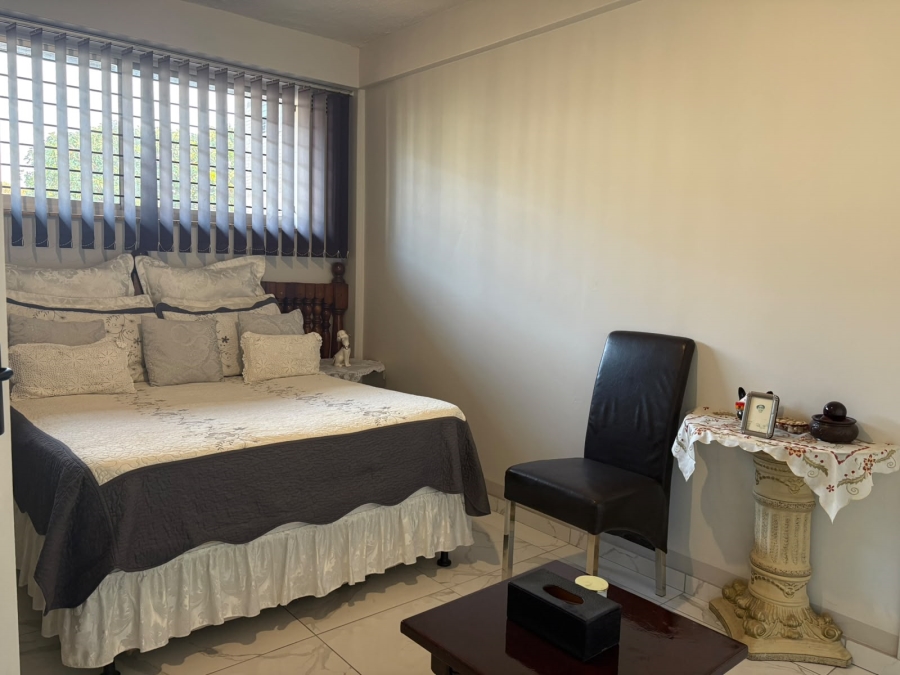 2 Bedroom Property for Sale in Amanzimtoti KwaZulu-Natal