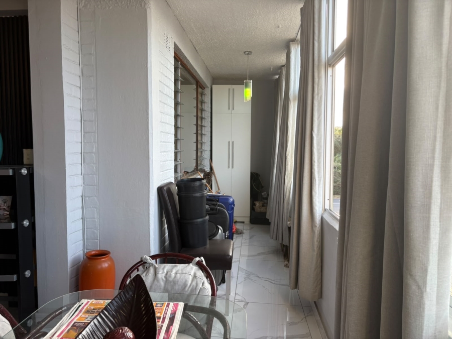 2 Bedroom Property for Sale in Amanzimtoti KwaZulu-Natal