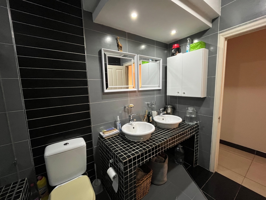 3 Bedroom Property for Sale in Escombe KwaZulu-Natal