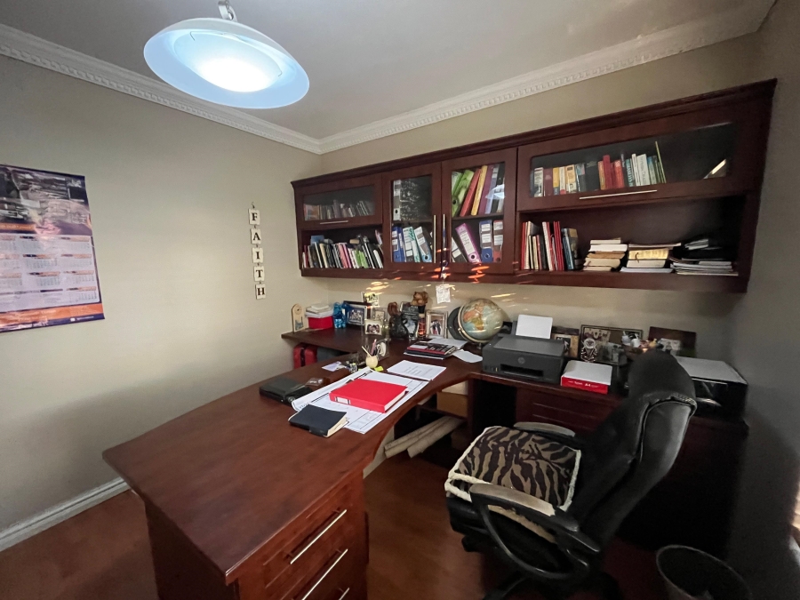 3 Bedroom Property for Sale in Escombe KwaZulu-Natal