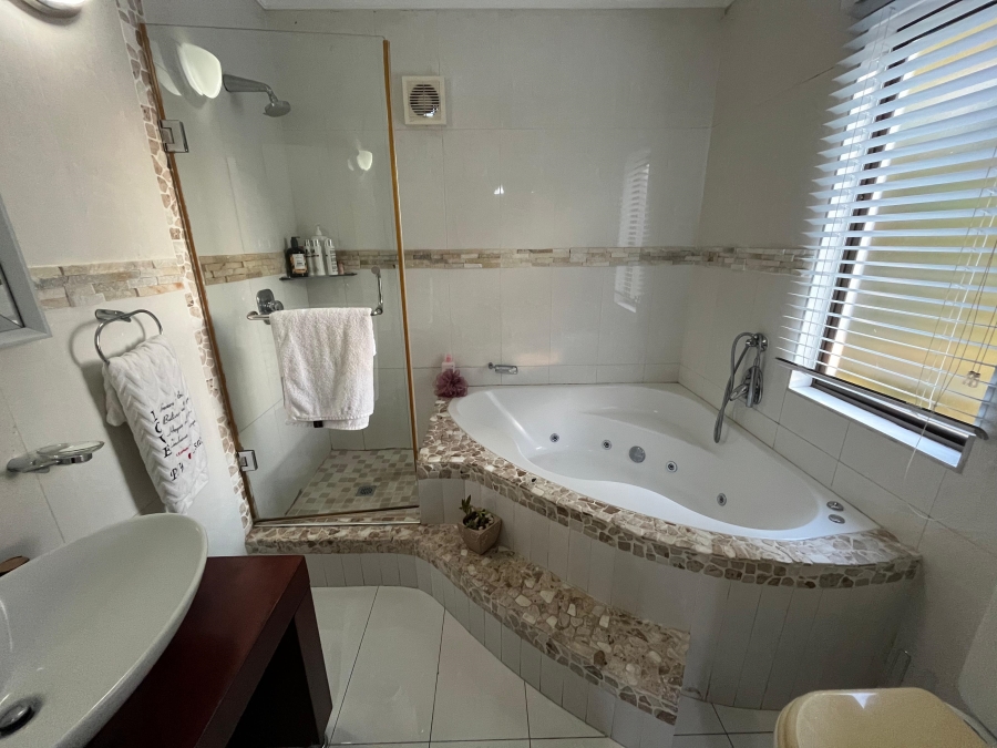 3 Bedroom Property for Sale in Escombe KwaZulu-Natal