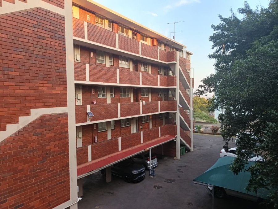 2 Bedroom Property for Sale in Essenwood KwaZulu-Natal