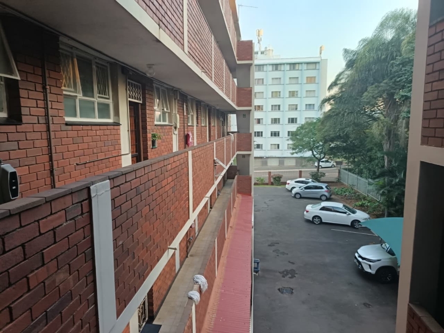 2 Bedroom Property for Sale in Essenwood KwaZulu-Natal