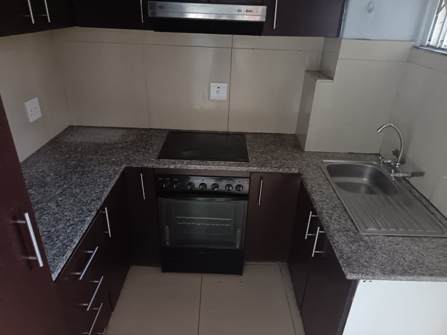 2 Bedroom Property for Sale in Essenwood KwaZulu-Natal