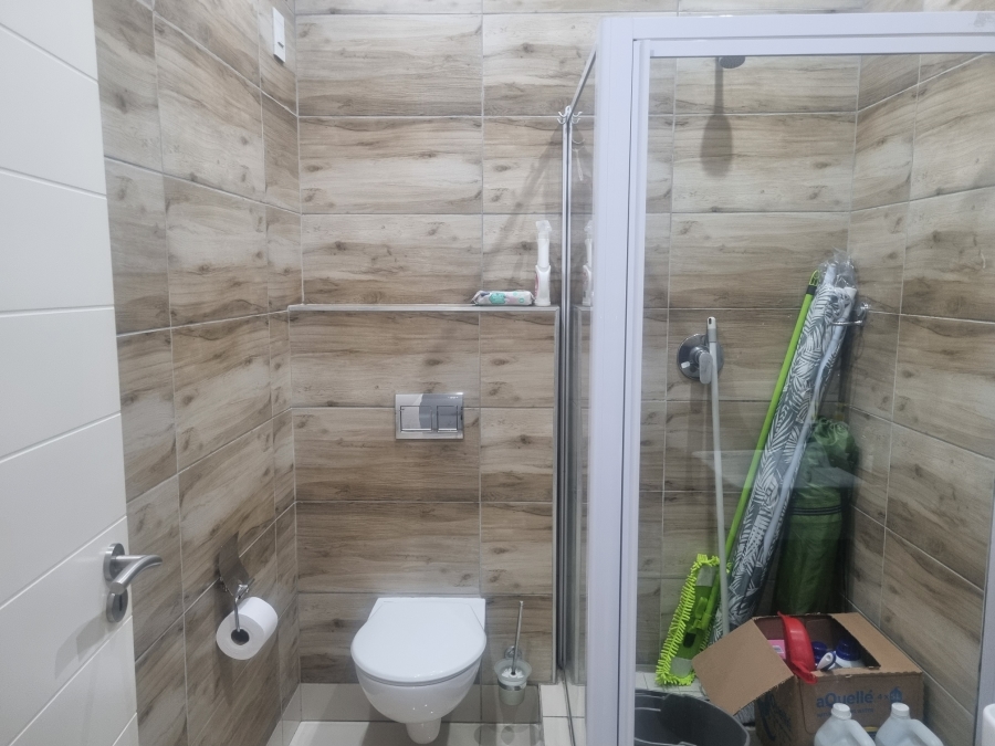 2 Bedroom Property for Sale in New Town Centre KwaZulu-Natal