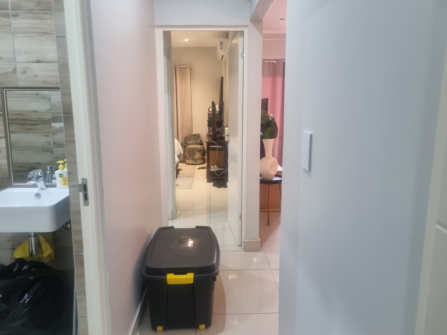 2 Bedroom Property for Sale in New Town Centre KwaZulu-Natal