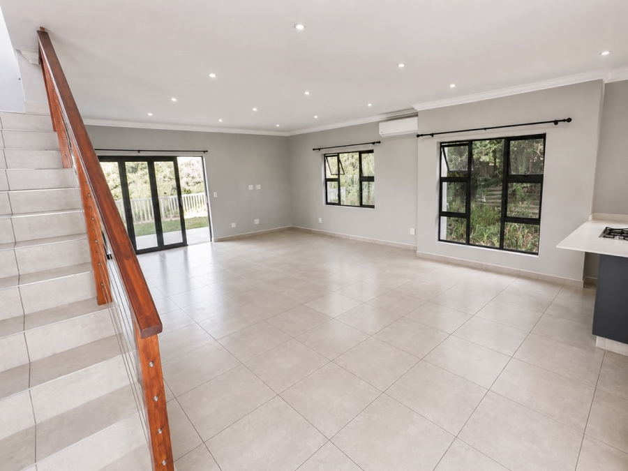 To Let 3 Bedroom Property for Rent in Salt Rock KwaZulu-Natal