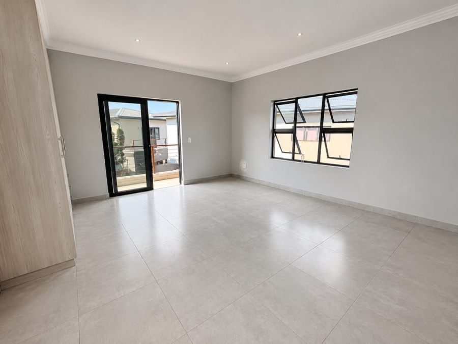 To Let 3 Bedroom Property for Rent in Salt Rock KwaZulu-Natal