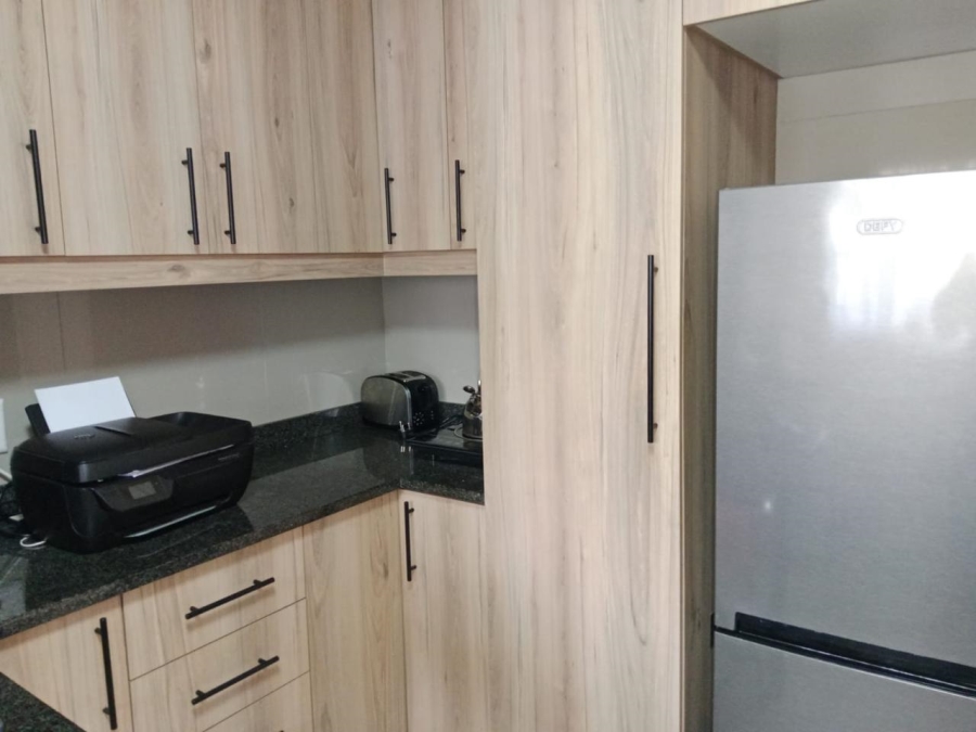 2 Bedroom Property for Sale in Hayfields KwaZulu-Natal