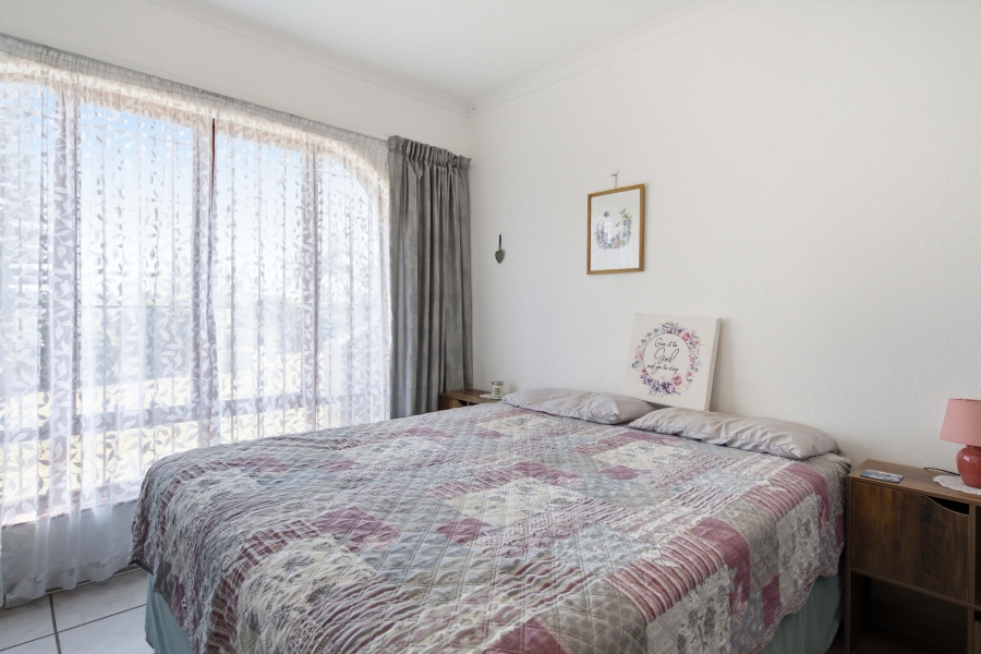 3 Bedroom Property for Sale in Amanzimtoti KwaZulu-Natal