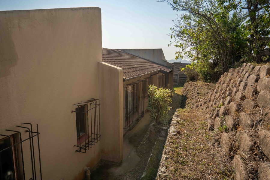 3 Bedroom Property for Sale in Amanzimtoti KwaZulu-Natal