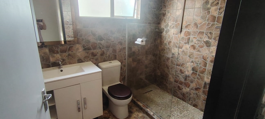 2 Bedroom Property for Sale in Beacon Rocks KwaZulu-Natal
