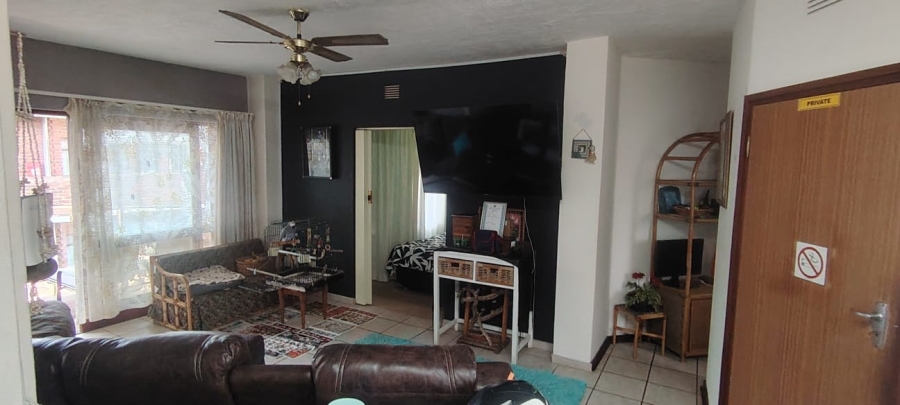 2 Bedroom Property for Sale in Uvongo Beach KwaZulu-Natal