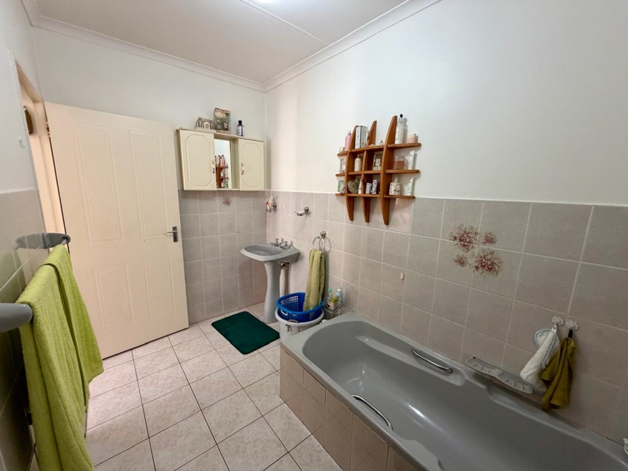 3 Bedroom Property for Sale in Chase Valley Heights KwaZulu-Natal