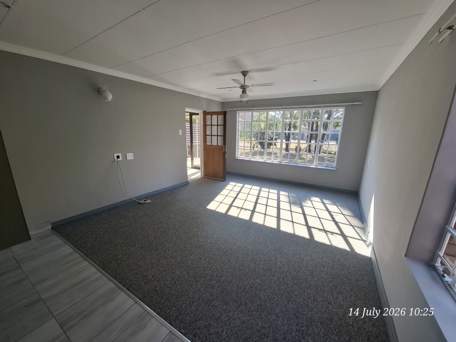To Let 2 Bedroom Property for Rent in Newcastle KwaZulu-Natal