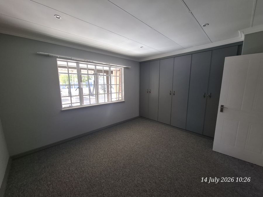 To Let 2 Bedroom Property for Rent in Newcastle KwaZulu-Natal