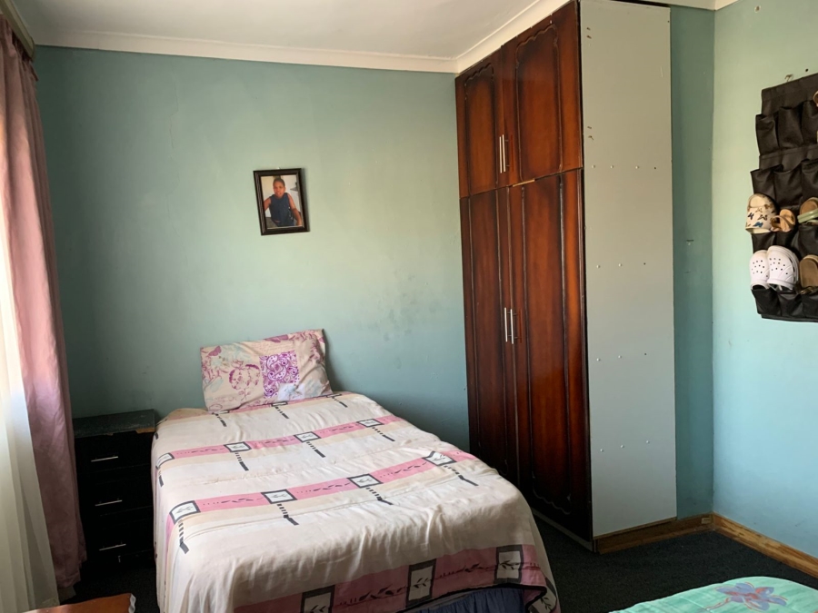 To Let 4 Bedroom Property for Rent in Grange KwaZulu-Natal